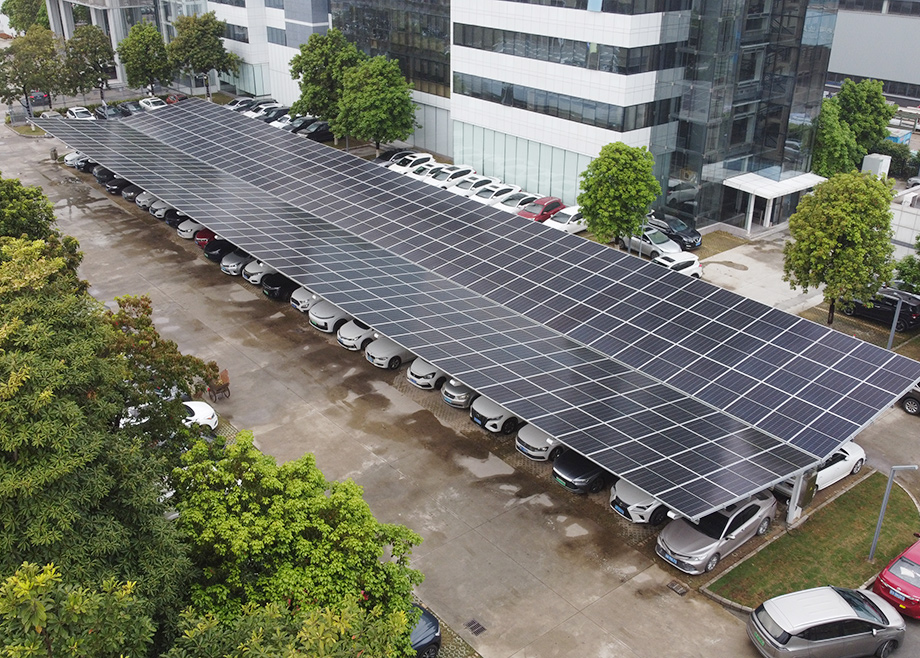 防水防曬還能充電！這個(gè)“光伏+車棚”絕了！